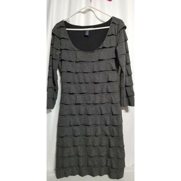 Max Edition Medium Gray Tiered Long Sleeve Dress Scoop Neck Lined - Picture 1 of 4